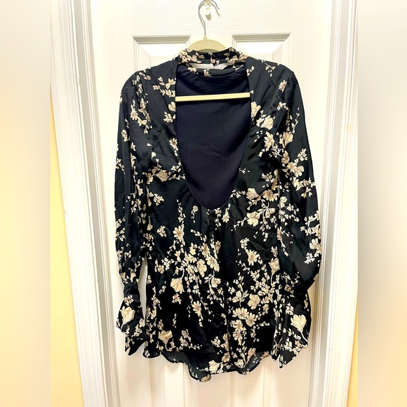 Free People NWOT Black/Cream Floral Aries Mini Dress, Size Small - Picture 3 of 6